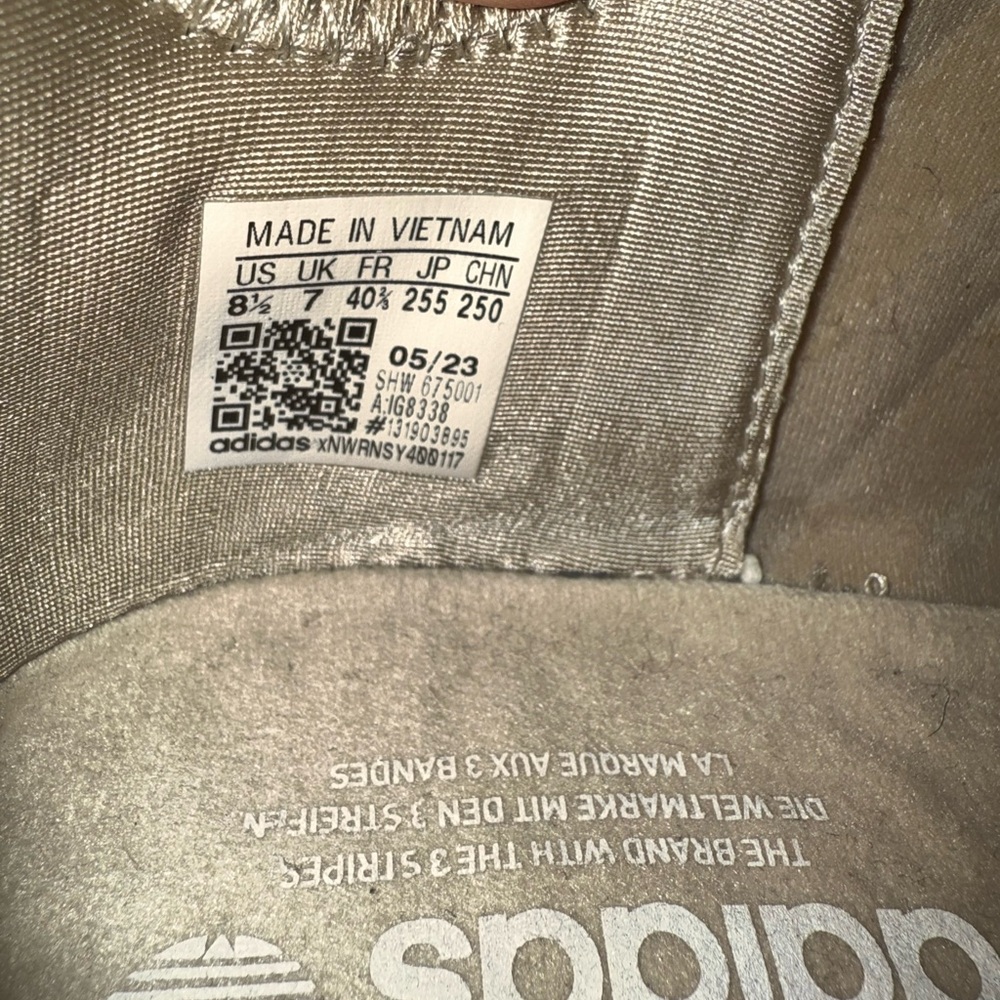 Adidas NMD R1 - Picture 3 of 3